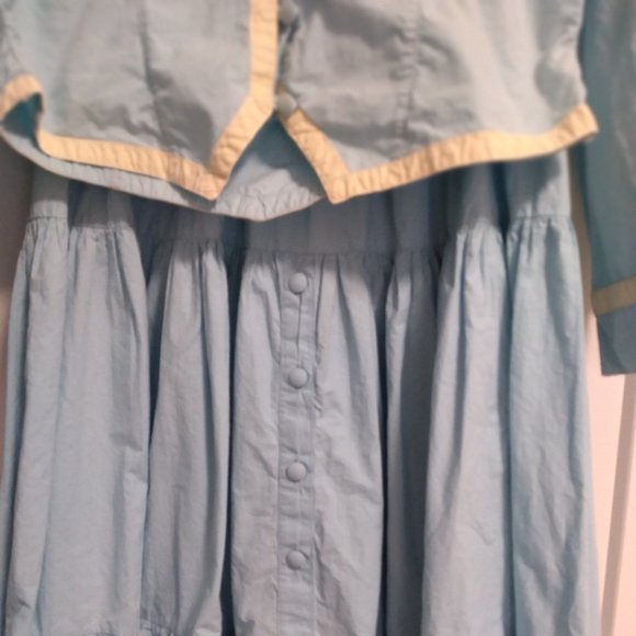 GIDDY UP in this Western w/sunflower accent outfit - Picture 6 of 8